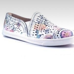 Earth Women’s Tangelo Special Print Printed Leather *